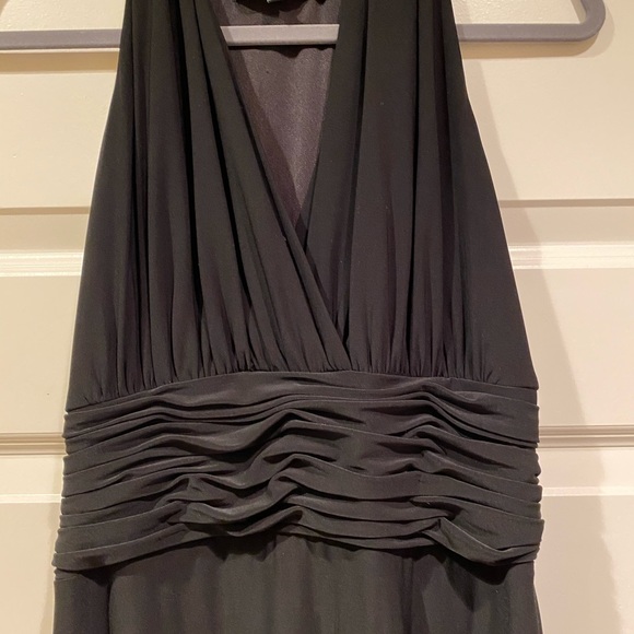 Beautiful little black dress - Picture 4 of 7